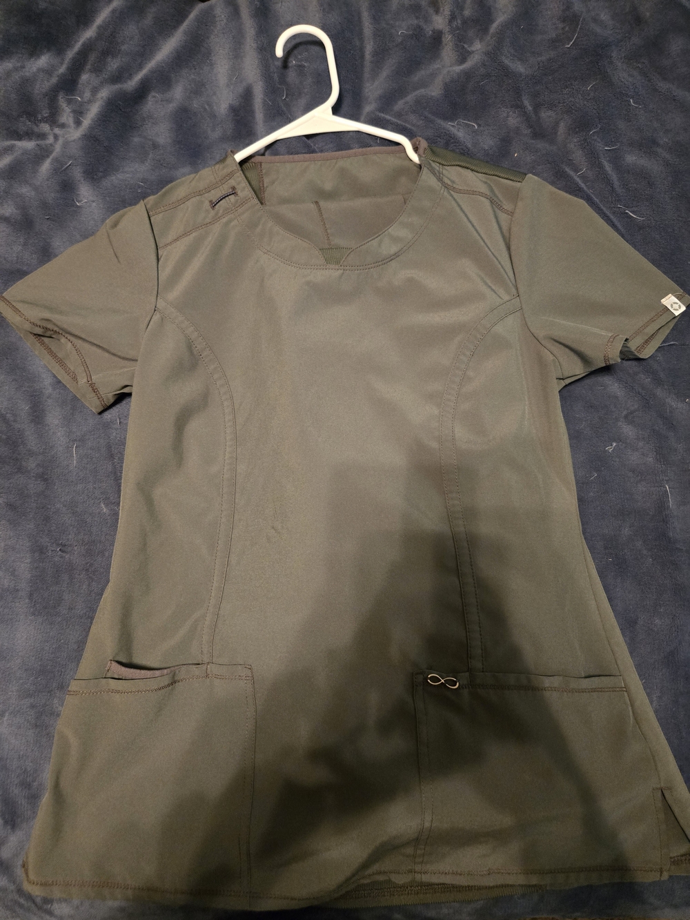 Cherokee Infinity Women's Olive Green Short-Sleeve Scrub Set